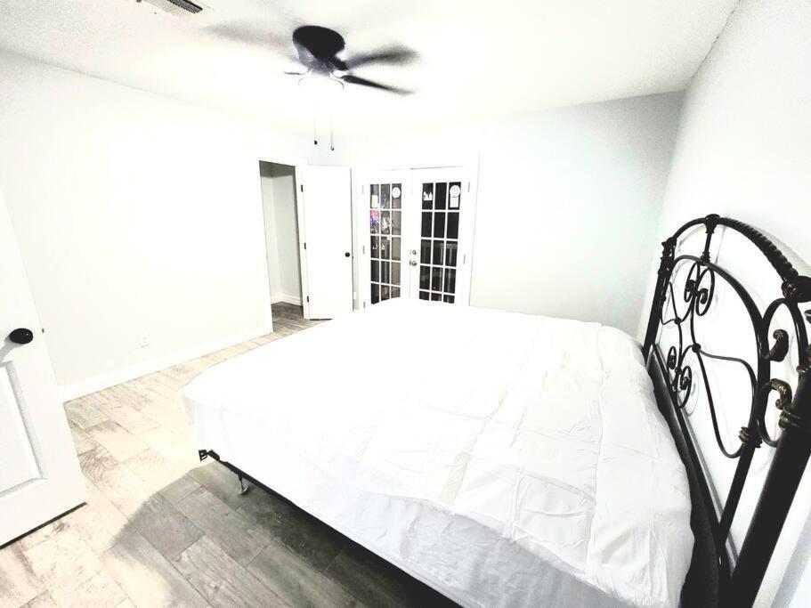 77072 New Remodeled Cute Townhome Sw Хьюстон Экстерьер фото