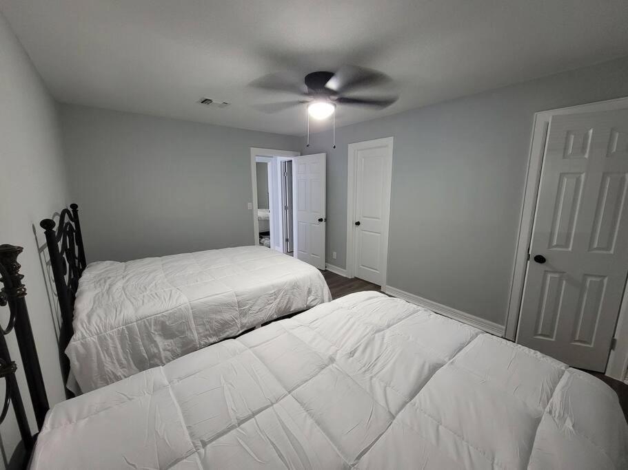 77072 New Remodeled Cute Townhome Sw Хьюстон Экстерьер фото