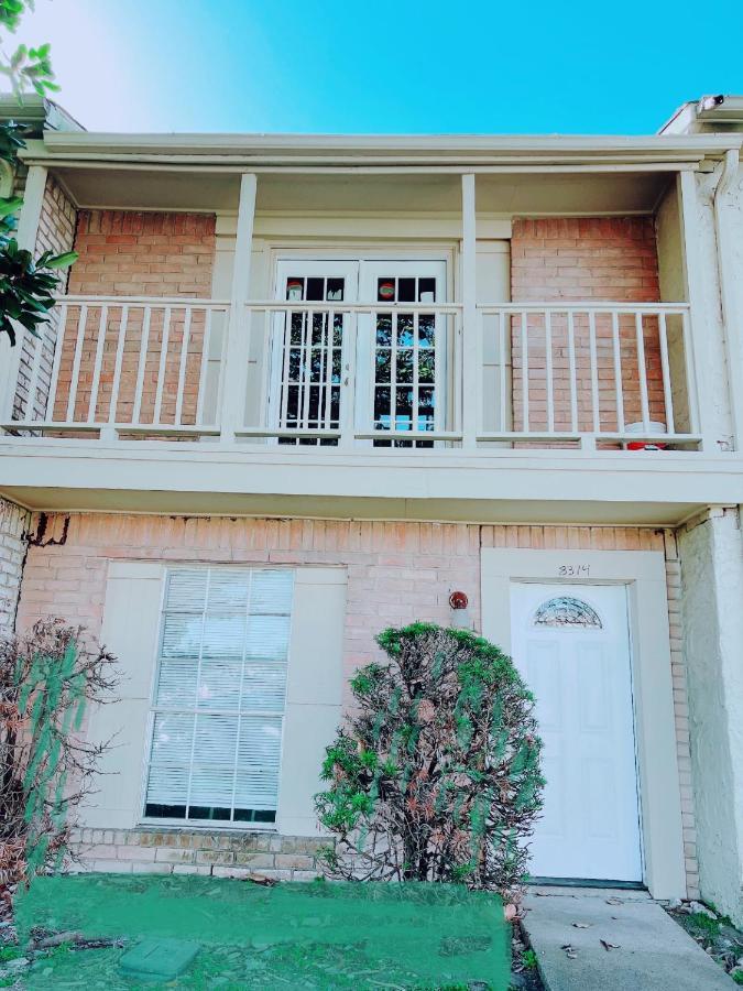 77072 New Remodeled Cute Townhome Sw Хьюстон Экстерьер фото